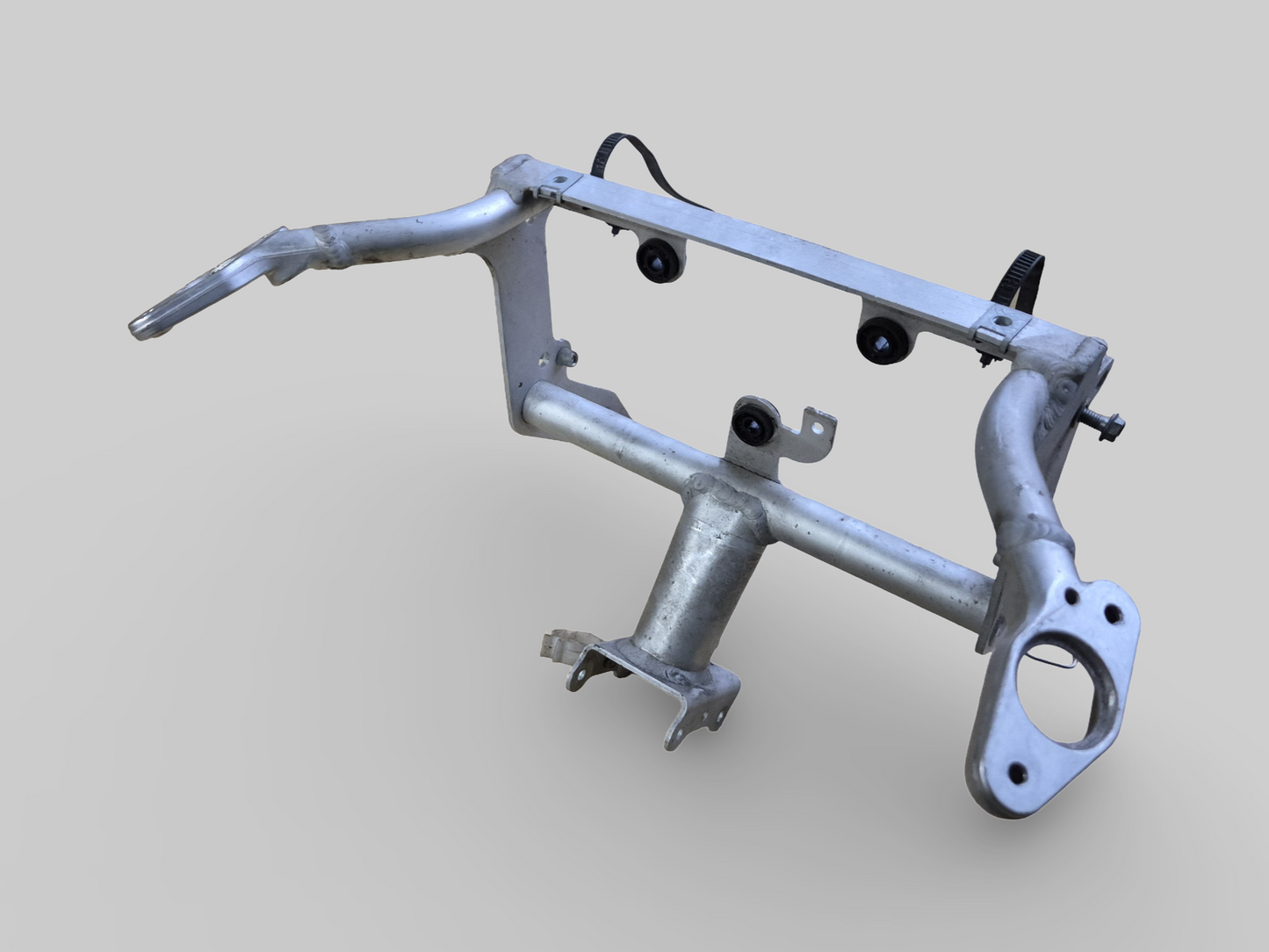 SUPPORT DE GROUPE D'INSTRUMENTS SOUS-CHÂSSIS AVANT AP8135905 Aprilia RSV Mille 98-03 