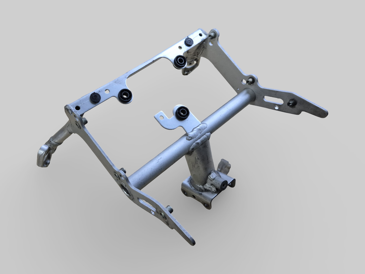 INSTRUMENTENCLUSTERHOUDER SUBFRAME VOOR AP8135905 Aprilia RSV Mille 98-03 
