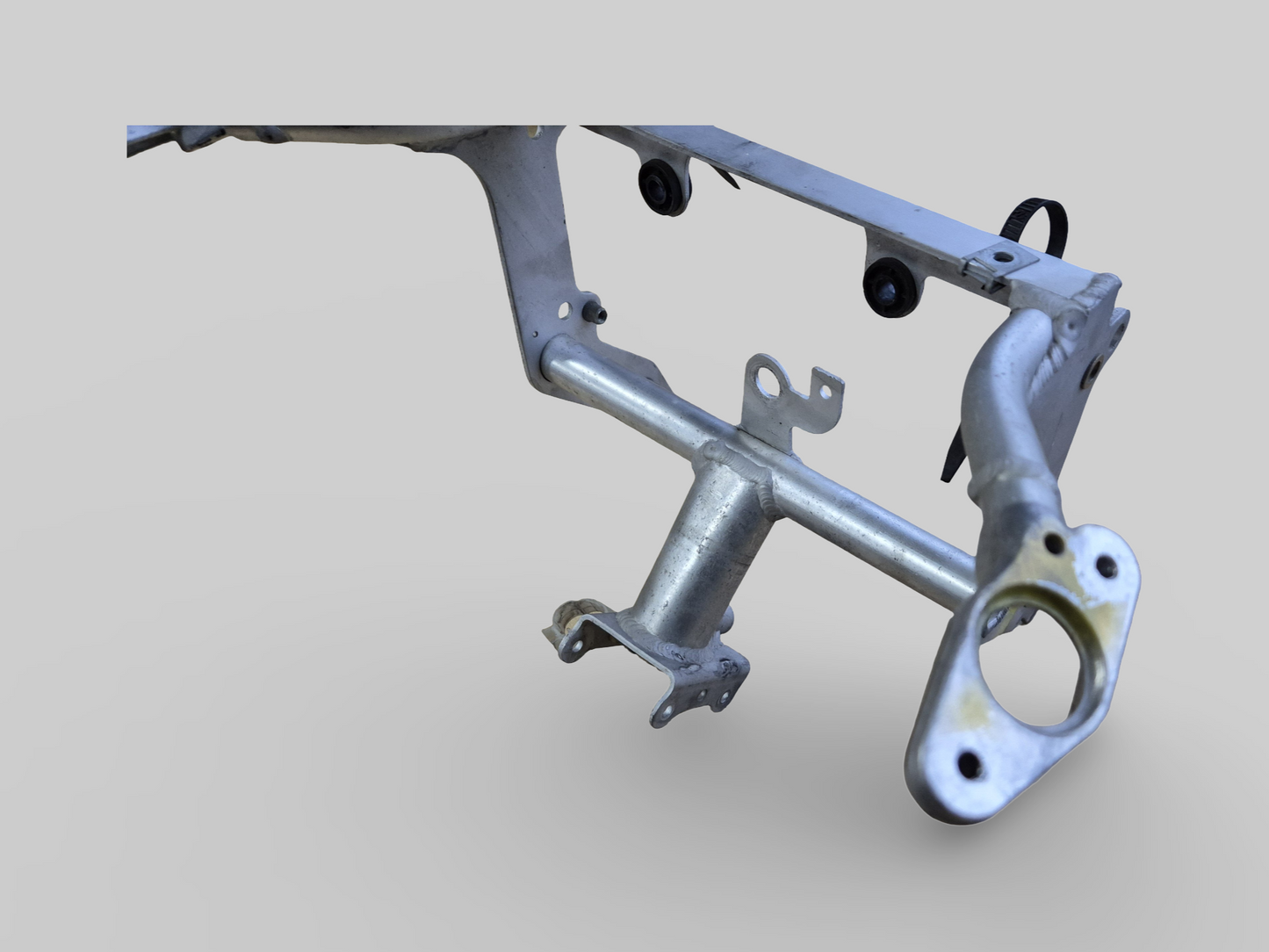 INSTRUMENT CLUSTER HOLDER FRONT SUBFRAME AP8135905 Aprilia RSV Mille 98-03