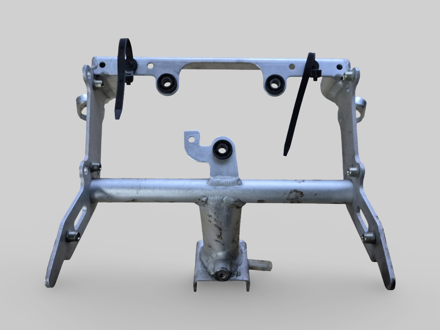 INSTRUMENT CLUSTER HOLDER FRONT SUBFRAME AP8135905 Aprilia RSV Mille 98-03