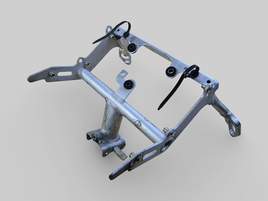 INSTRUMENT CLUSTER HOLDER FRONT SUBFRAME AP8135905 Aprilia RSV Mille 98-03