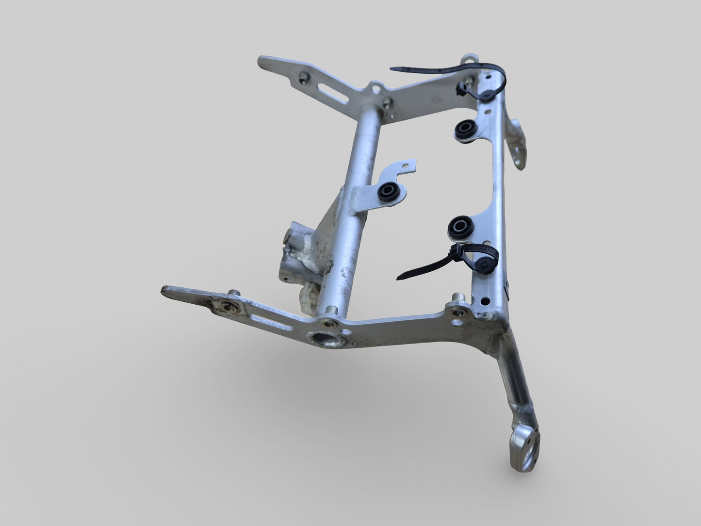 INSTRUMENT CLUSTER HOLDER FRONT SUBFRAME AP8135905 Aprilia RSV Mille 98-03