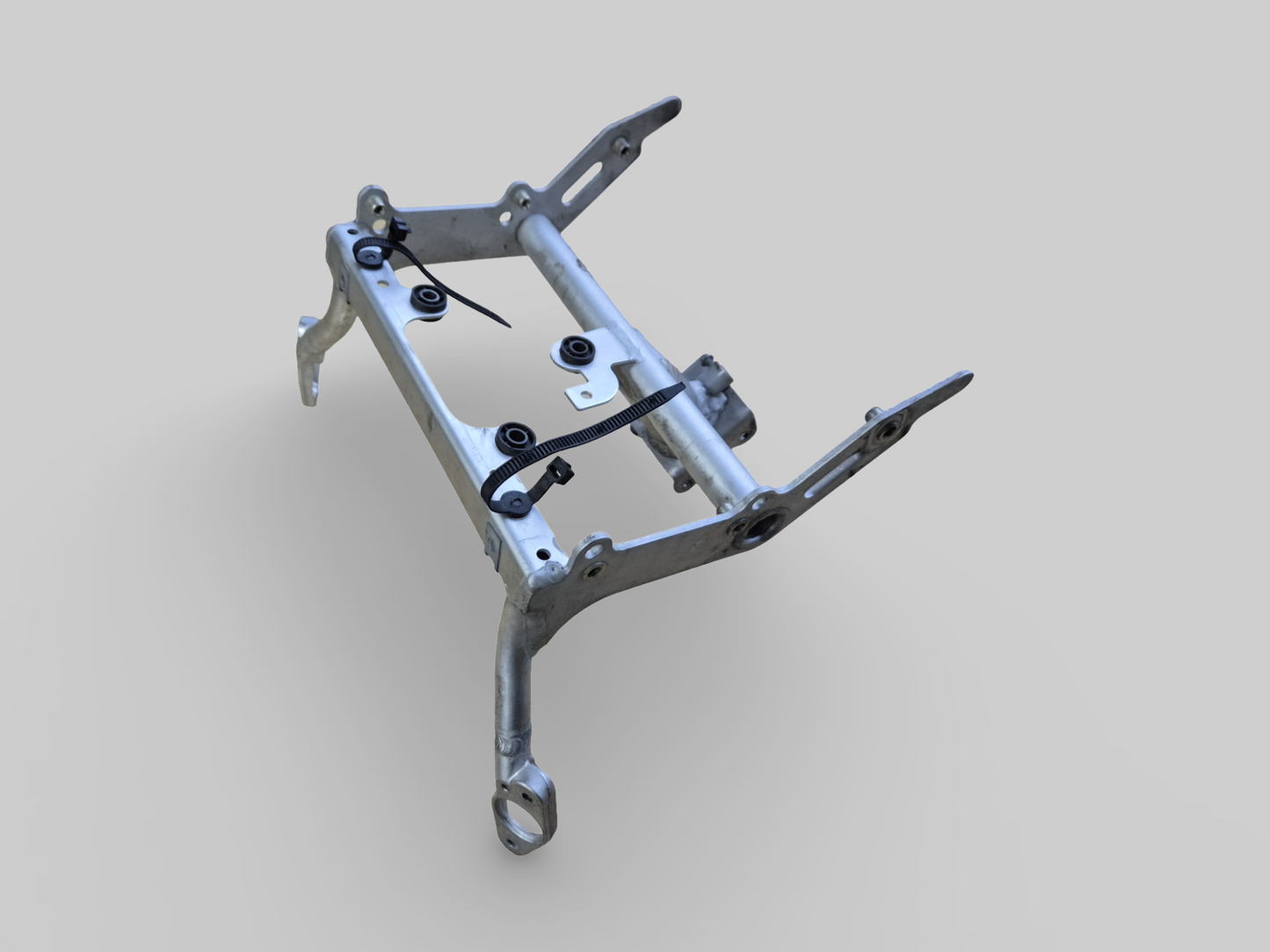 INSTRUMENT CLUSTER HOLDER FRONT SUBFRAME AP8135905 Aprilia RSV Mille 98-03