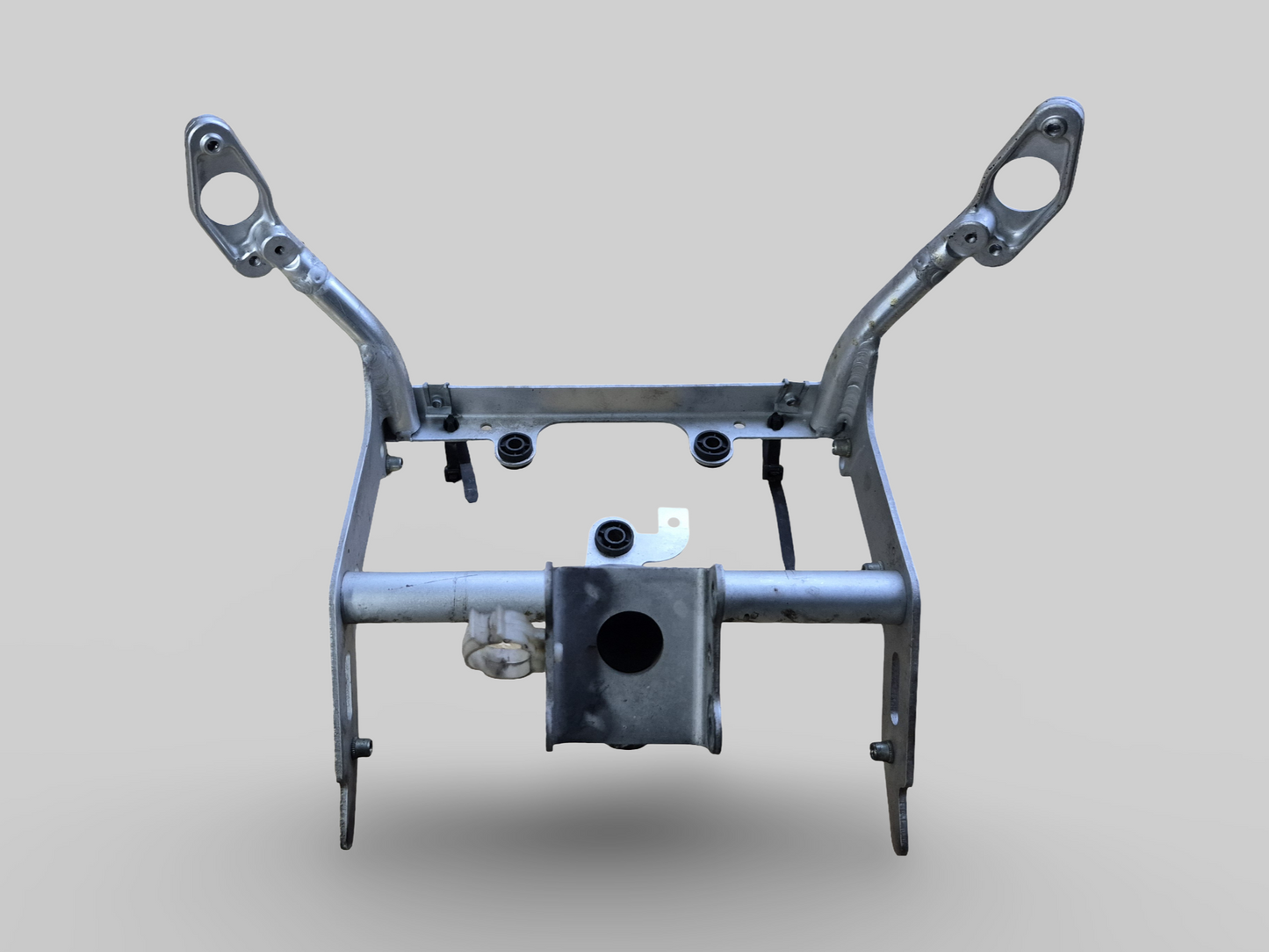 INSTRUMENT CLUSTER HOLDER FRONT SUBFRAME AP8135905 Aprilia RSV Mille 98-03