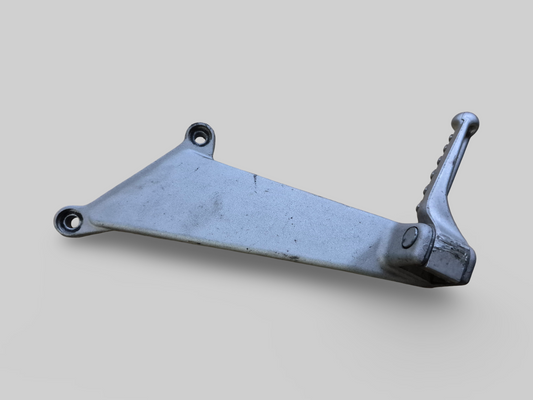 PASSAGIER LINKS VOETSTEUN AP8146385 Aprilia RSV Mille 98-03 / Tuono 02-05