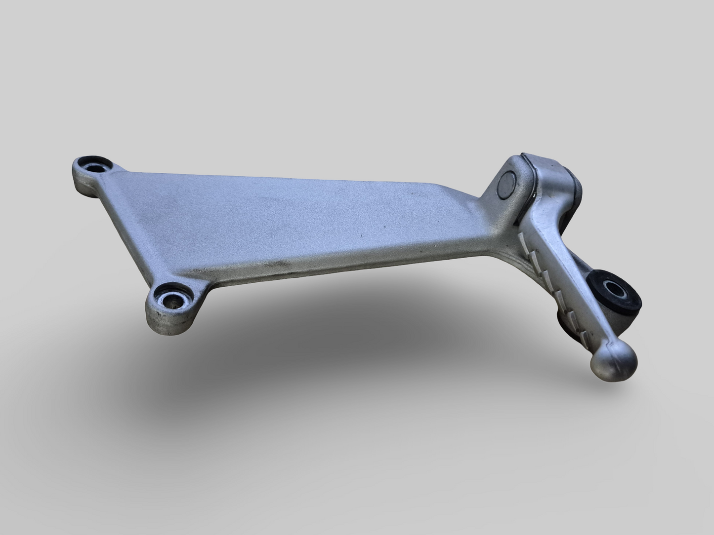 PASSENGER RIGHT FOOTREST SUPPORT AP8134371 Aprilia RSV Mille 98-03 / Tuono 02-05