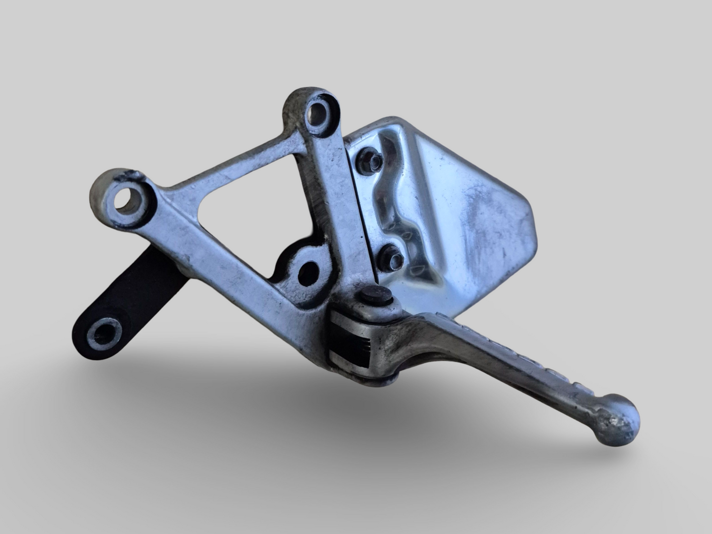 LEFT-HAND SIDE FOOTREST REARSET AP8135910 Aprilia RSV Mille 98-03 / Tuono 02-05