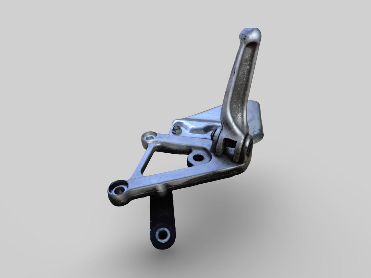 LEFT-HAND SIDE FOOTREST REARSET AP8135910 Aprilia RSV Mille 98-03 / Tuono 02-05