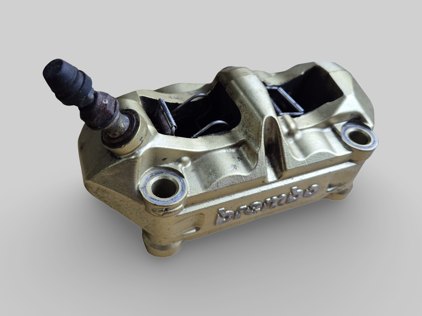 REMKLAUW VOOR LINKS BREMBO P2 GOUD AP8113893 Aprilia RSV Mille 98-03 / Tuono 02-05 