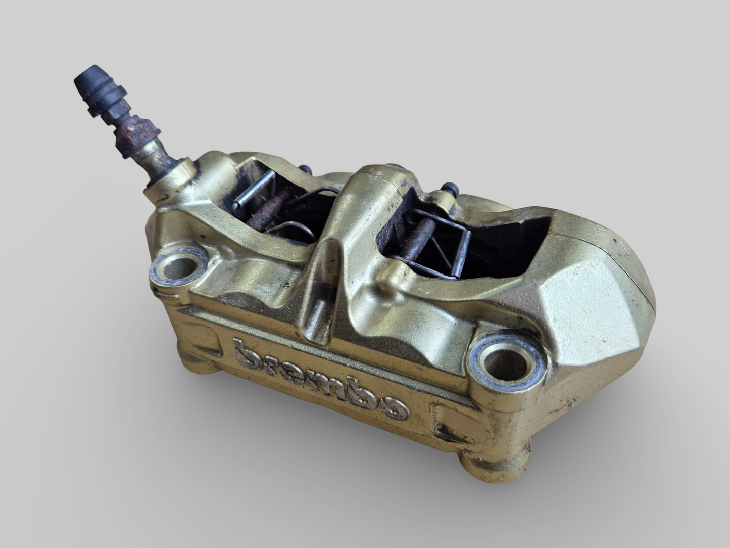 REMKLAUW VOOR LINKS BREMBO P2 GOUD AP8113893 Aprilia RSV Mille 98-03 / Tuono 02-05 