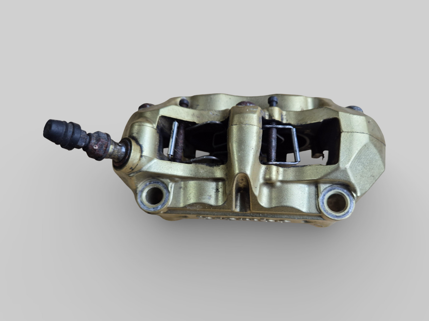 REMKLAUW VOOR LINKS BREMBO P2 GOUD AP8113893 Aprilia RSV Mille 98-03 / Tuono 02-05 