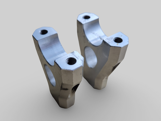 BOVENSTE JUK DRIEVOUDIGE KLEMVORK BOVENSTE PLAAT AP8123932 Aprilia RSV Mille 98-03 