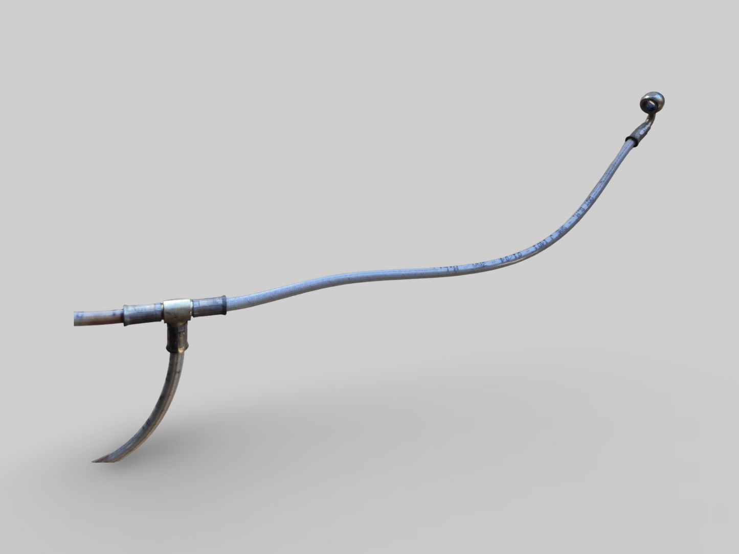 VOOR MET STAAL GEVLOCHTEN REMLEIDINGSSLANG T-VERBINDING AP8113976 Aprilia RSV Mille 98-03 