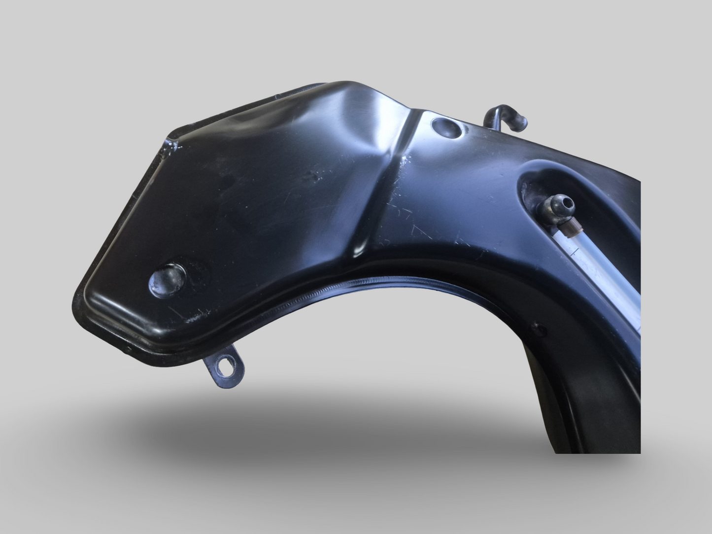 OLIETANKRESERVOIR AP8158120 Aprilia RSV1000R 2004-2010 / Tuono 1000R 2006-2010 