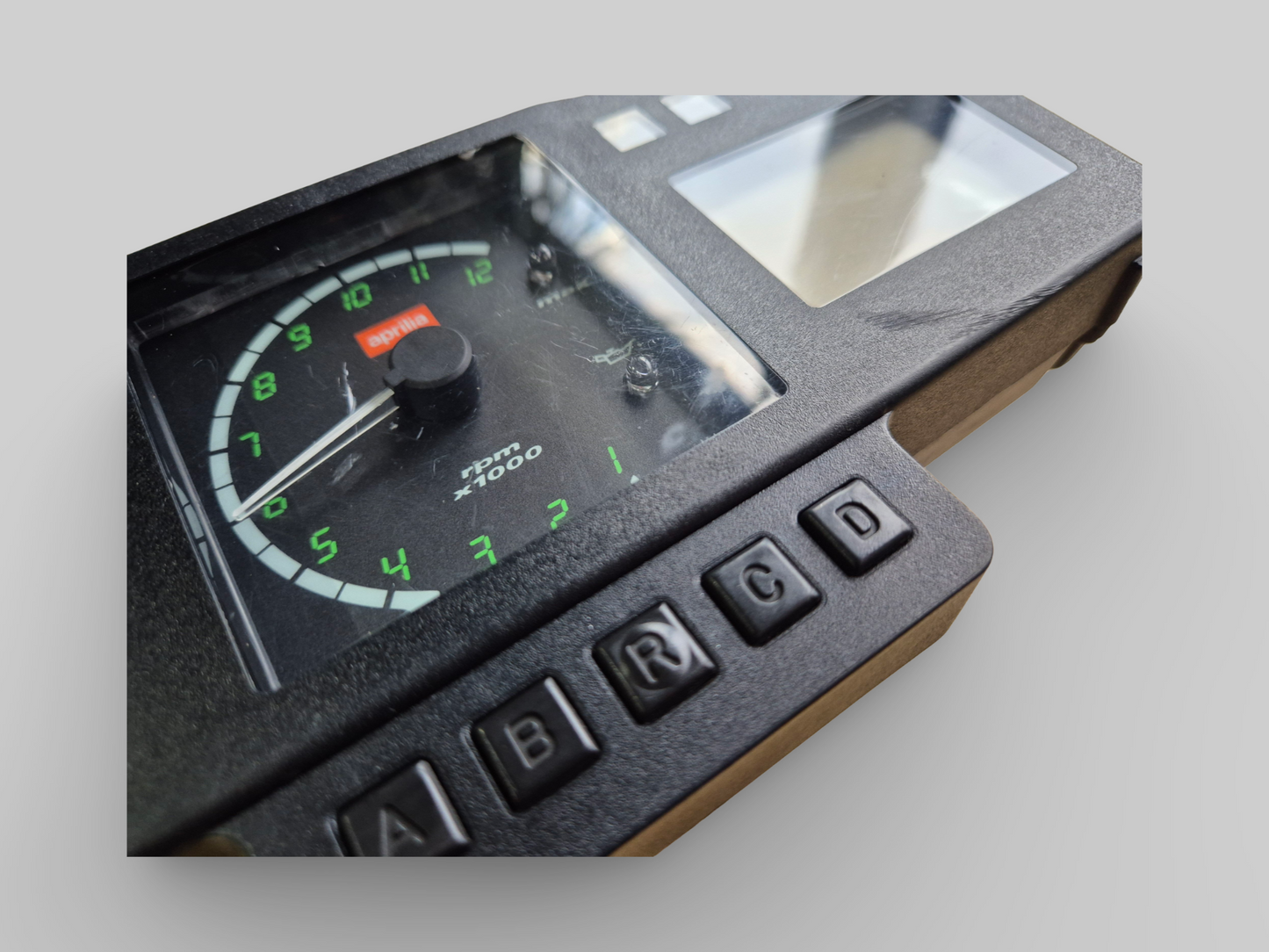 SPEEDOMETER DASHBOARD AP8124294 Aprilia RSV Mille 1998-2003 / Tuono 02-05 / SL1000 Falco 00-03