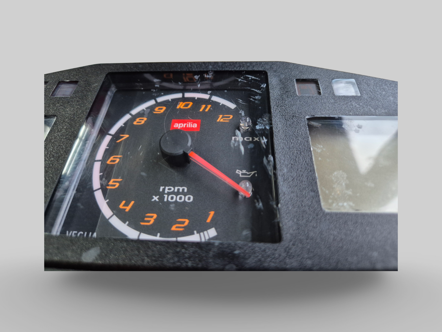 SNELHEIDSMETER DASHBOARD AP8124990 Aprilia RSV Mille 01-03 / Tuono 02-05 