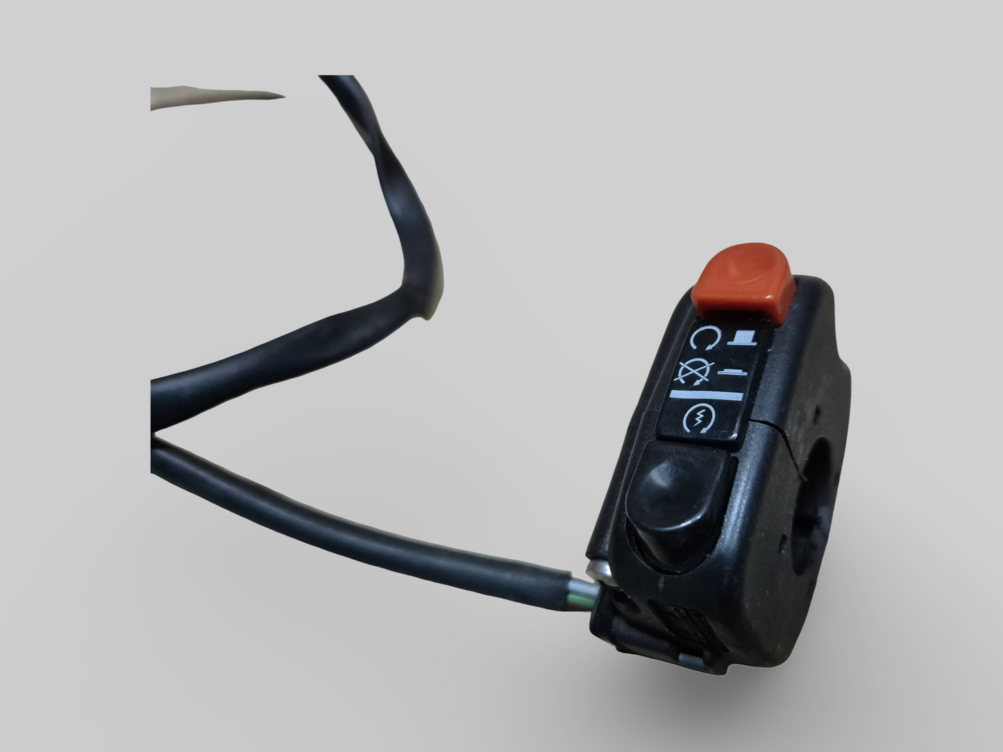 RECHTS STUURKILLSWITCH AP8118580 Aprilia RSV Mille 01-03 / Tuono 02-05 