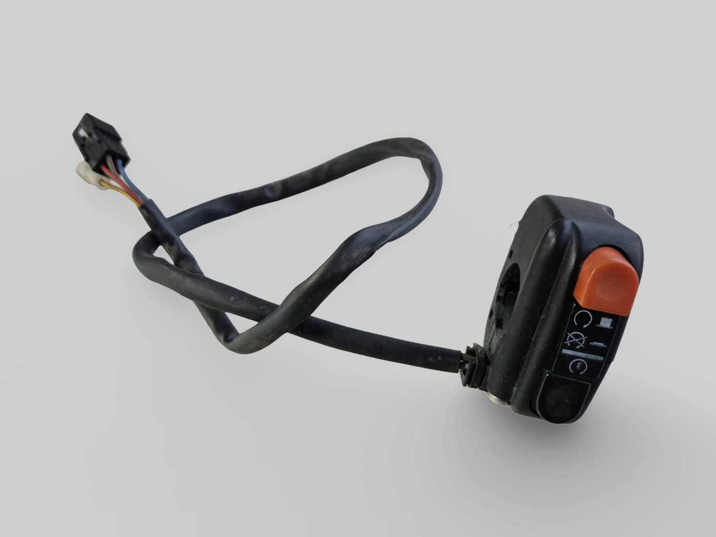 RECHTS STUURKILLSWITCH AP8118580 Aprilia RSV Mille 01-03 / Tuono 02-05 