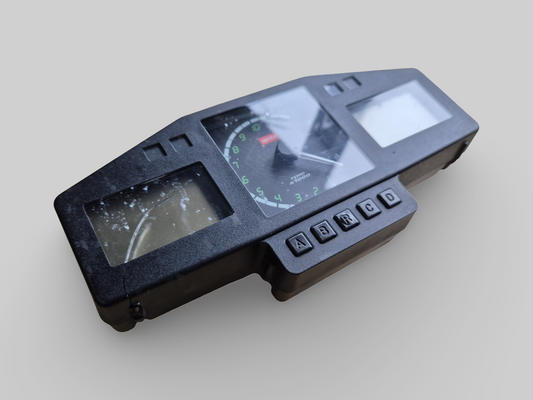 SNELHEIDSMETER DASHBOARD VOORKAP AP8124573 Aprilia RSV Mille 98-03 / Tuono 02-05 