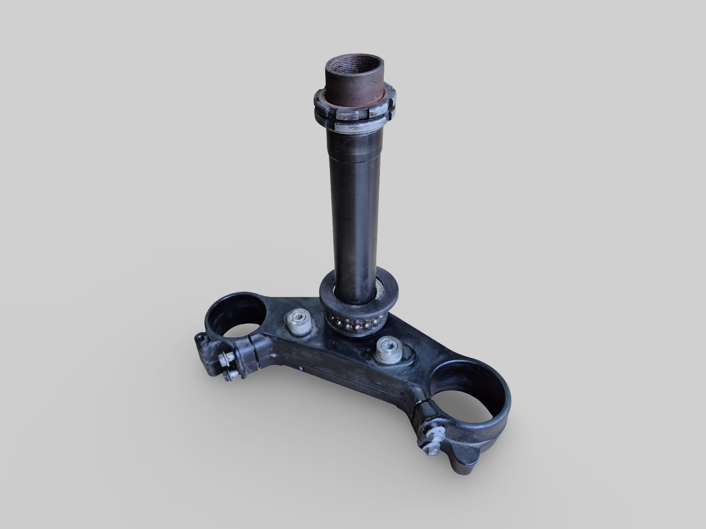 ONDERSTE DRIEVOUDIGE KLEM STEMBASIS AP8123640 Aprilia RSV Mille 01-03 / Tuono 02-05 