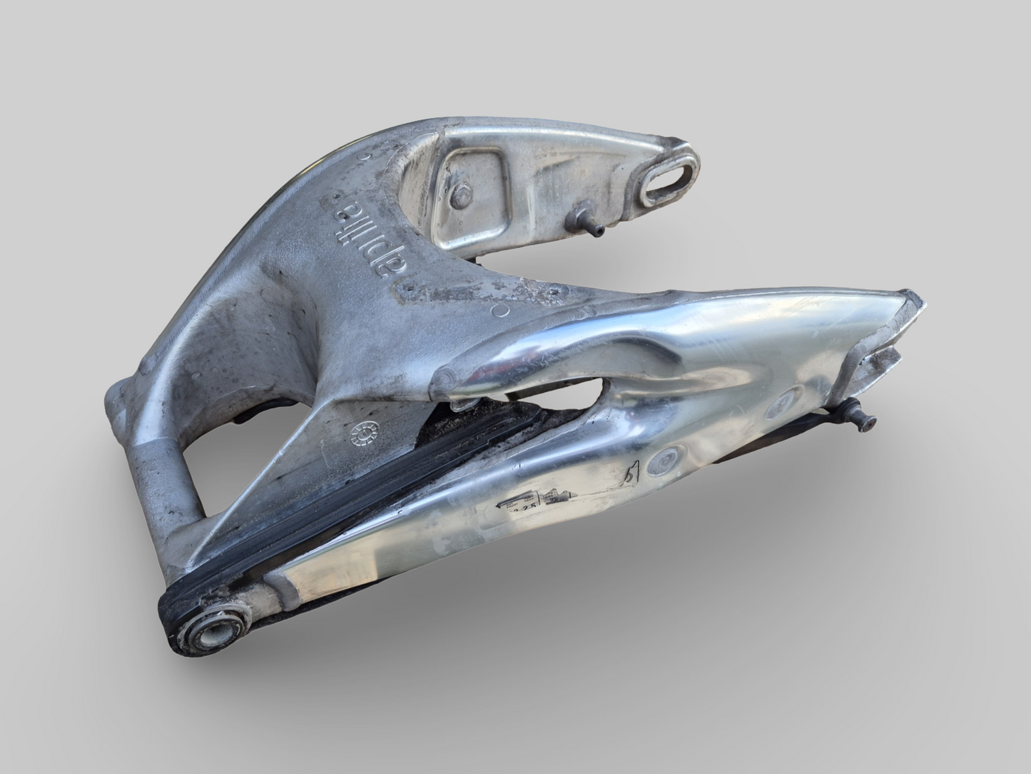 BRAS OSCILLANT AP8146295 Aprilia RSV Mille 1998-2003 / Tuono 2002-2005 