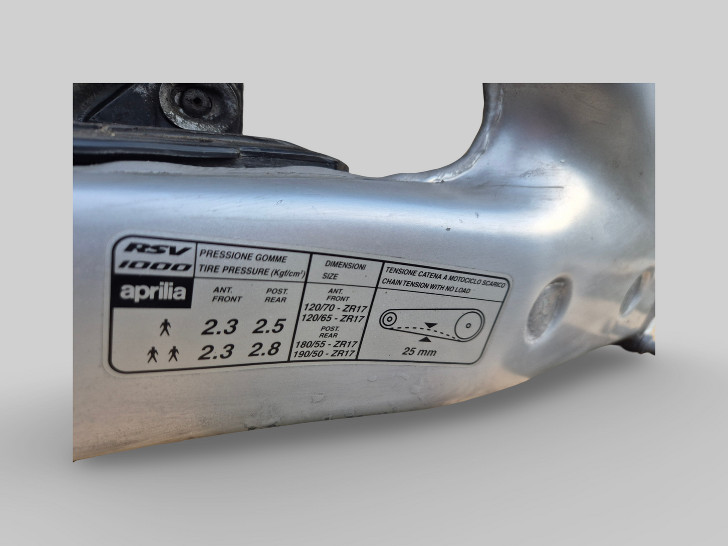 SWINGARM AP8146295 Aprilia RSV Mille 1998-2003 / Tuono 2002-2005