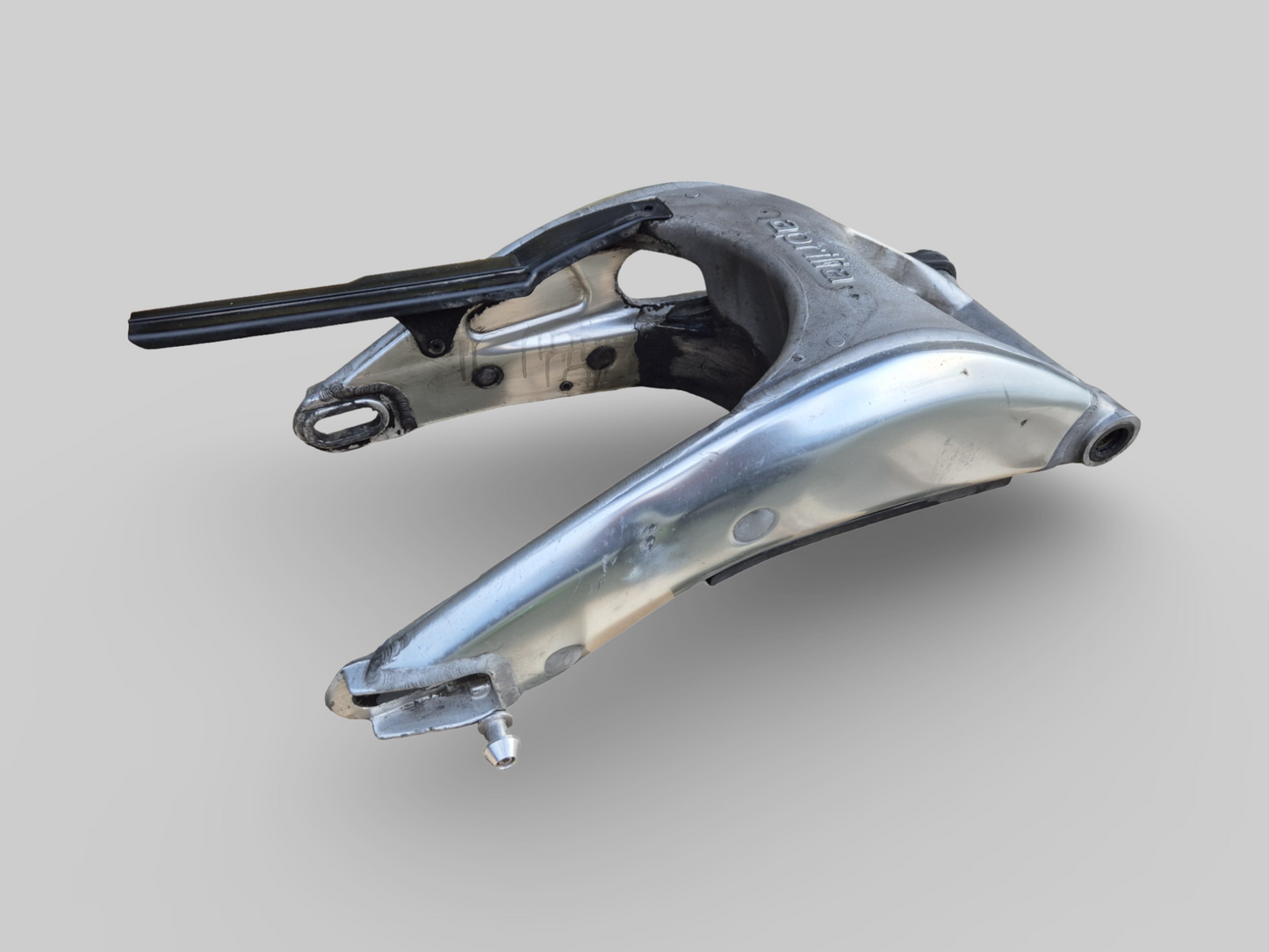 SWINGARM AP8146295 Aprilia RSV Mille 1998-2003 / Tuono 2002-2005