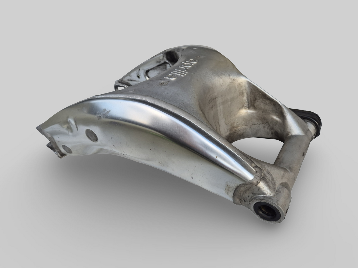 SWINGARM AP8146295 Aprilia RSV Mille 1998-2003 / Tuono 2002-2005