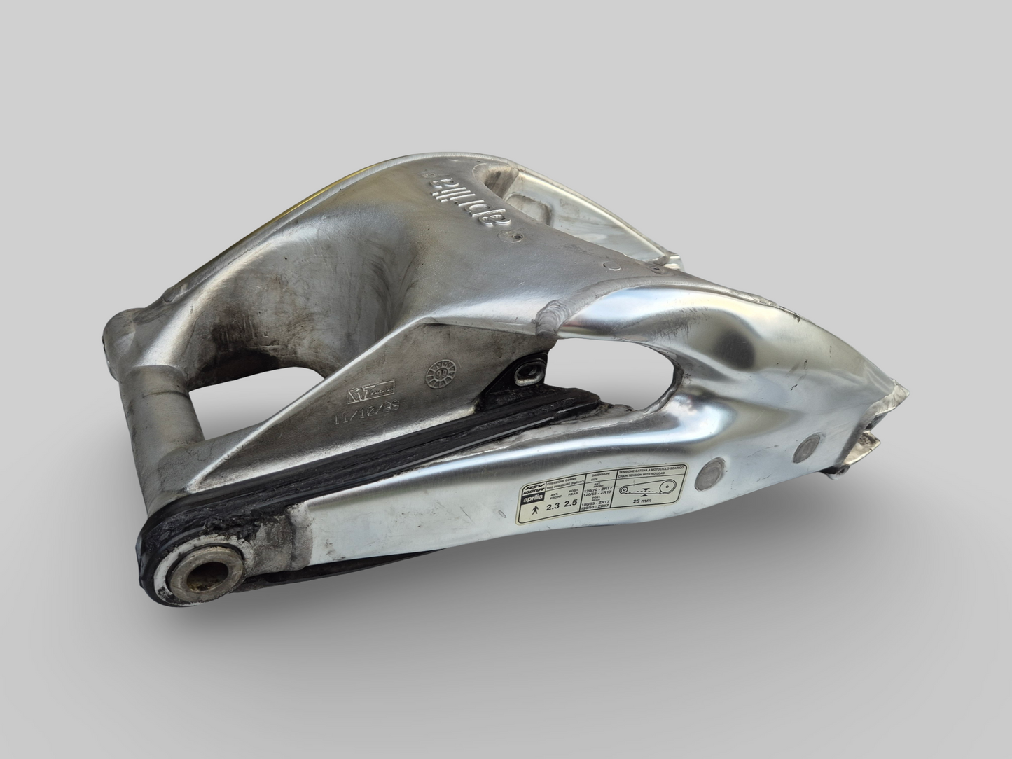 SWINGARM AP8146295 Aprilia RSV Mille 1998-2003 / Tuono 2002-2005