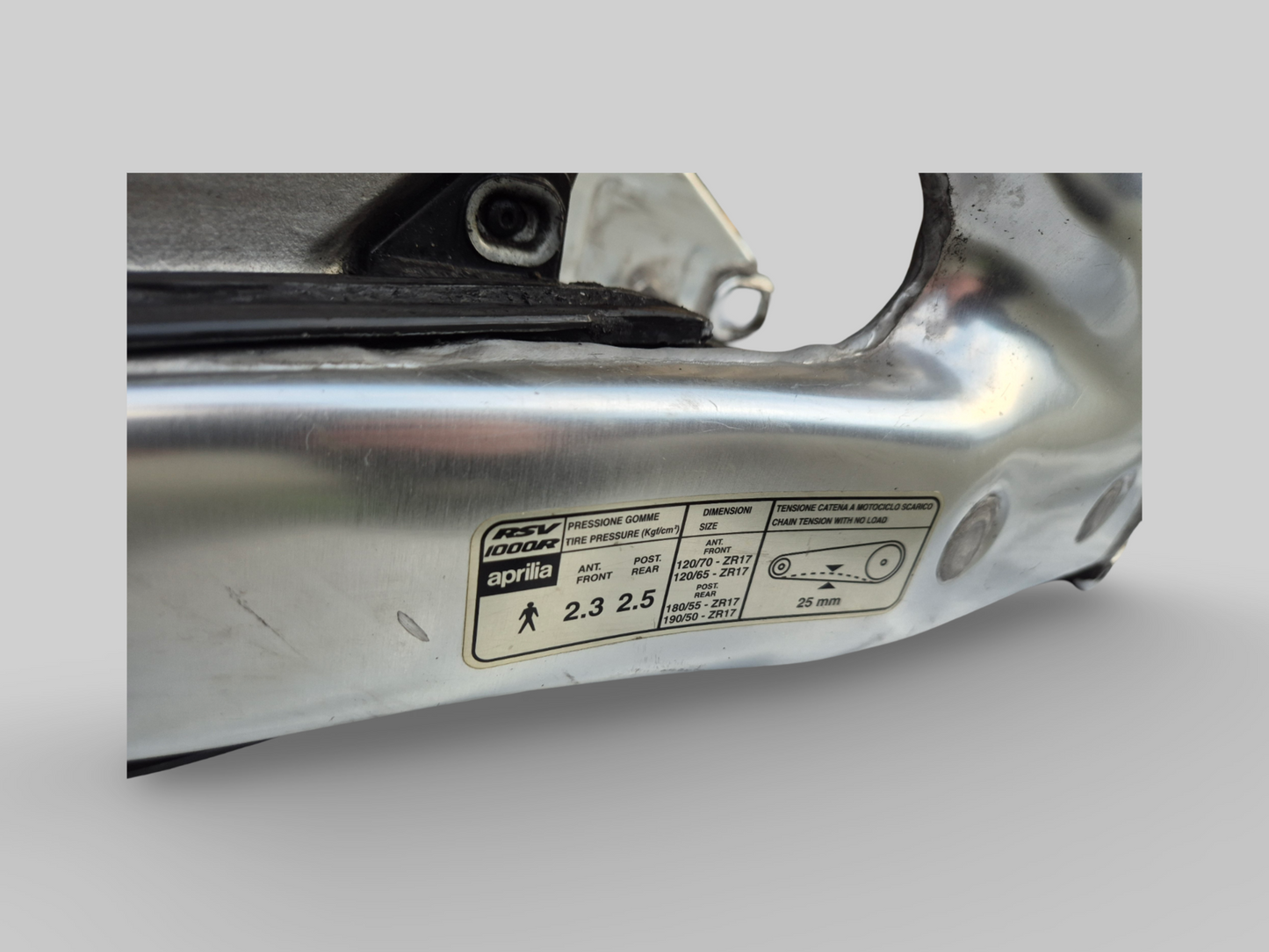 SWINGARM AP8146295 Aprilia RSV Mille 1998-2003 / Tuono 2002-2005