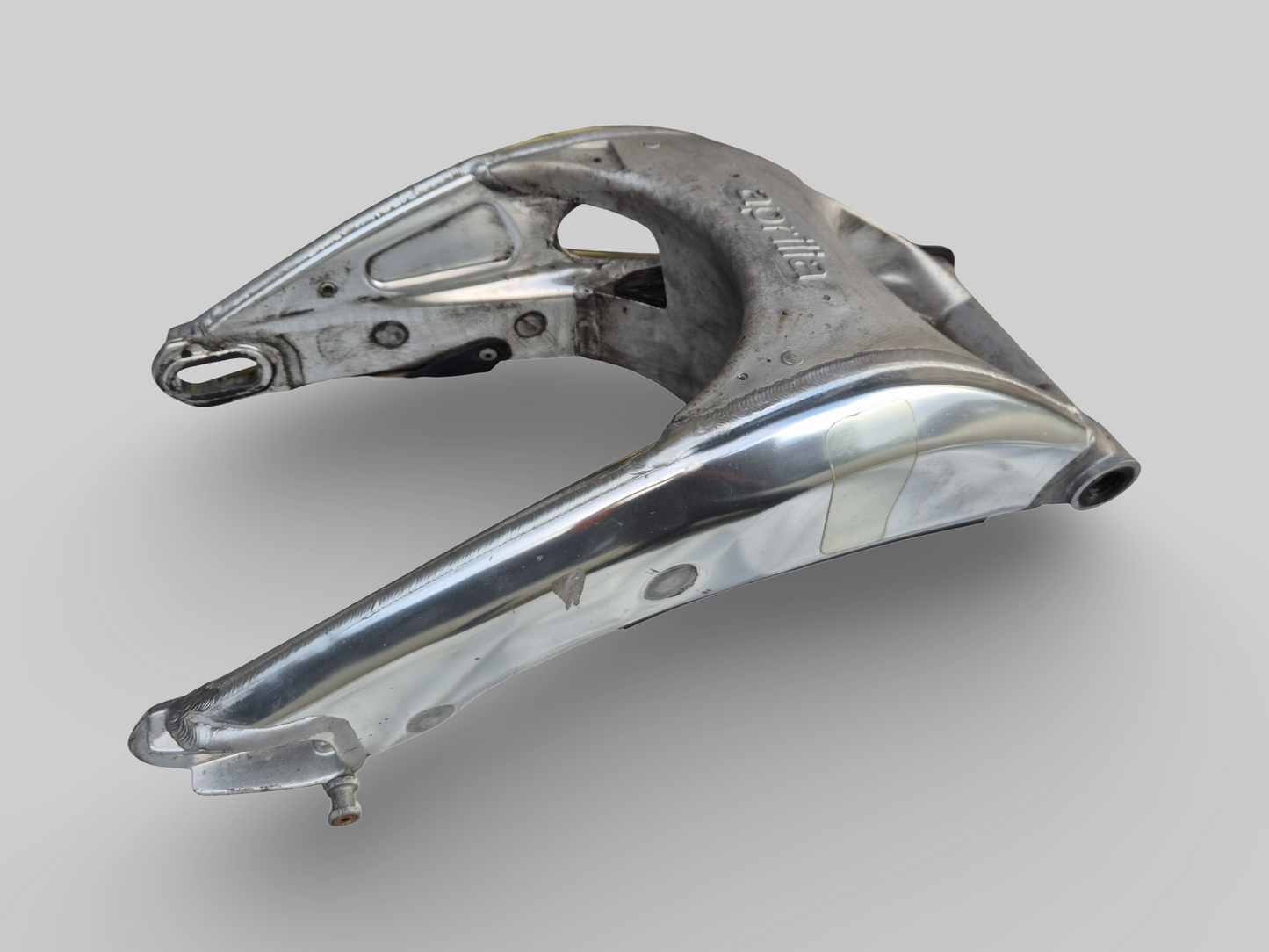 SWINGARM AP8146295 Aprilia RSV Mille 1998-2003 / Tuono 2002-2005