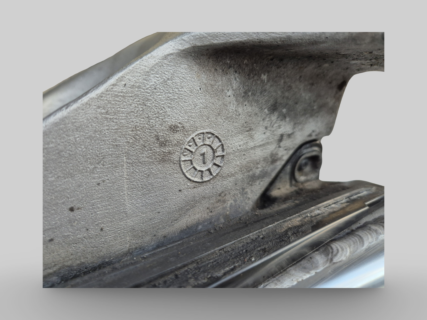 SWINGARM AP8146295 Aprilia RSV Mille 1998-2003 / Tuono 2002-2005