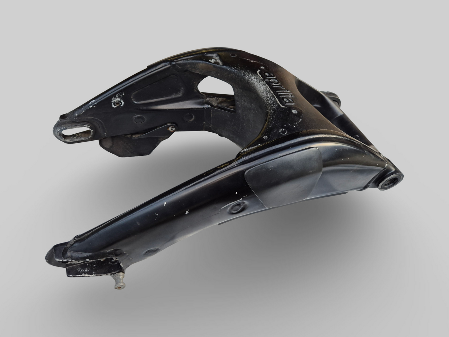 SWINGARM BLACK AP8146295 Aprilia RSV Mille 1998-2003 / Tuono 2002-2005