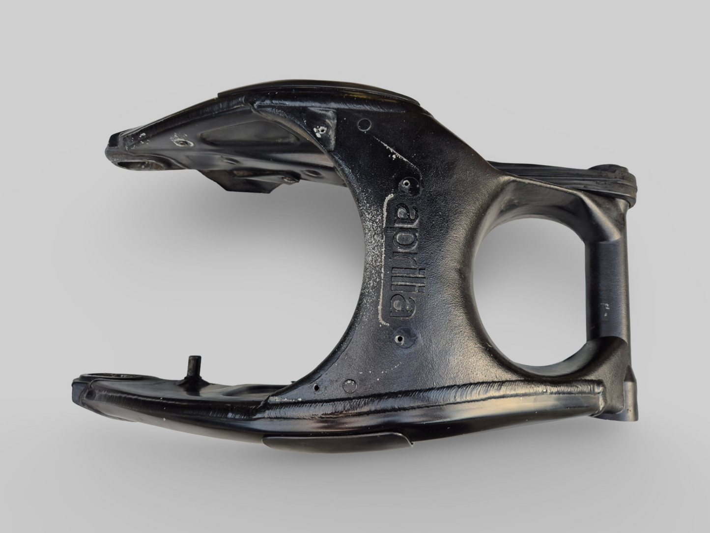 SWINGARM BLACK AP8146295 Aprilia RSV Mille 1998-2003 / Tuono 2002-2005