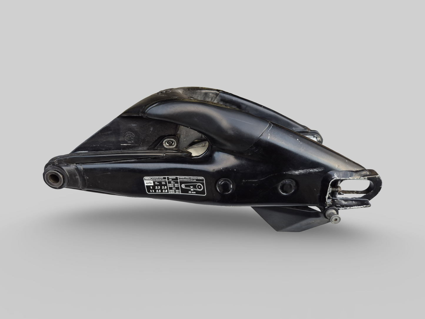 SWINGARM BLACK AP8146295 Aprilia RSV Mille 1998-2003 / Tuono 2002-2005