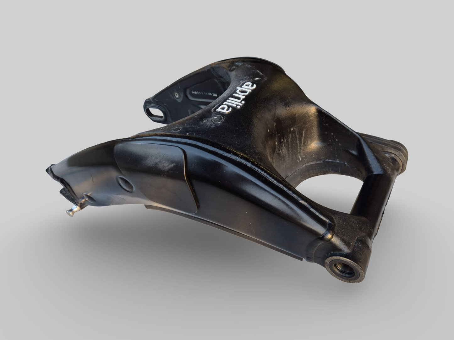 SWINGARM BLACK AP8146295 Aprilia RSV Mille 1998-2003 / Tuono 2002-2005