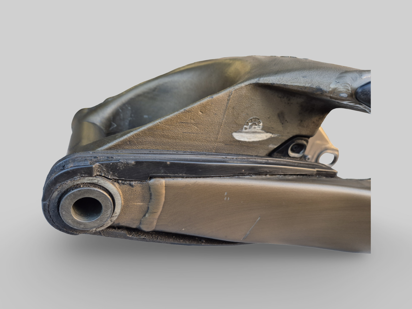 SWINGARM BRONZE AP8146295 Aprilia RSV Mille 1998-2003 / Tuono 2002-2005