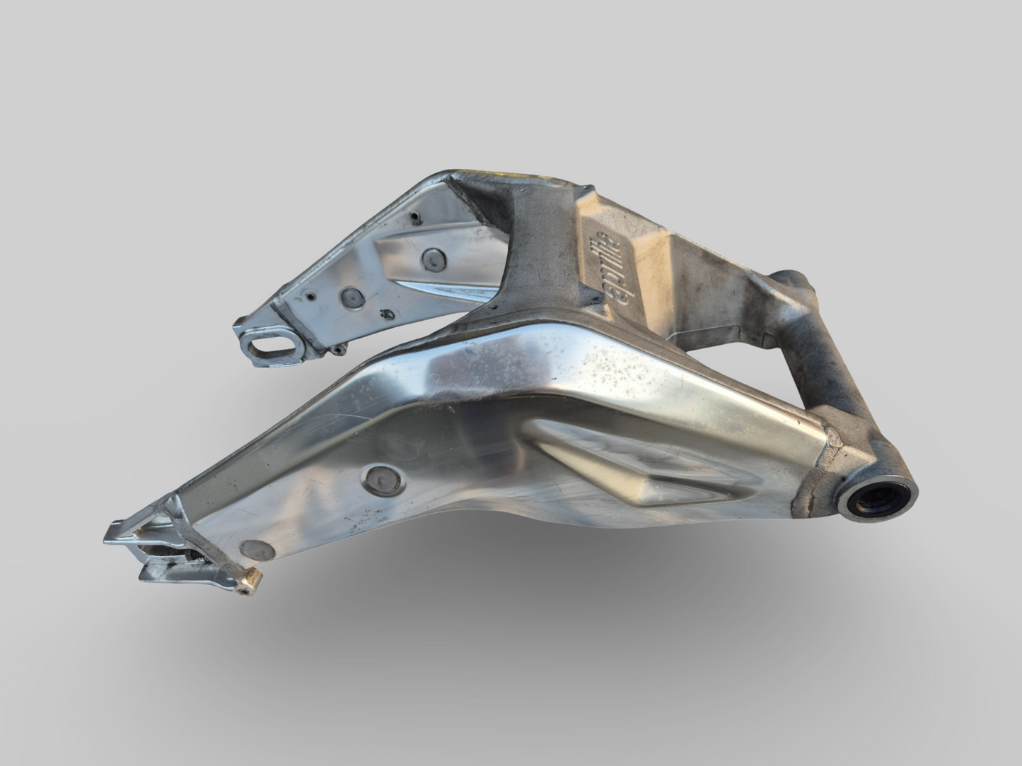SWINGARM AP8146295 Aprilia RSV Mille 1998-2003 / Tuono 2002-2005 