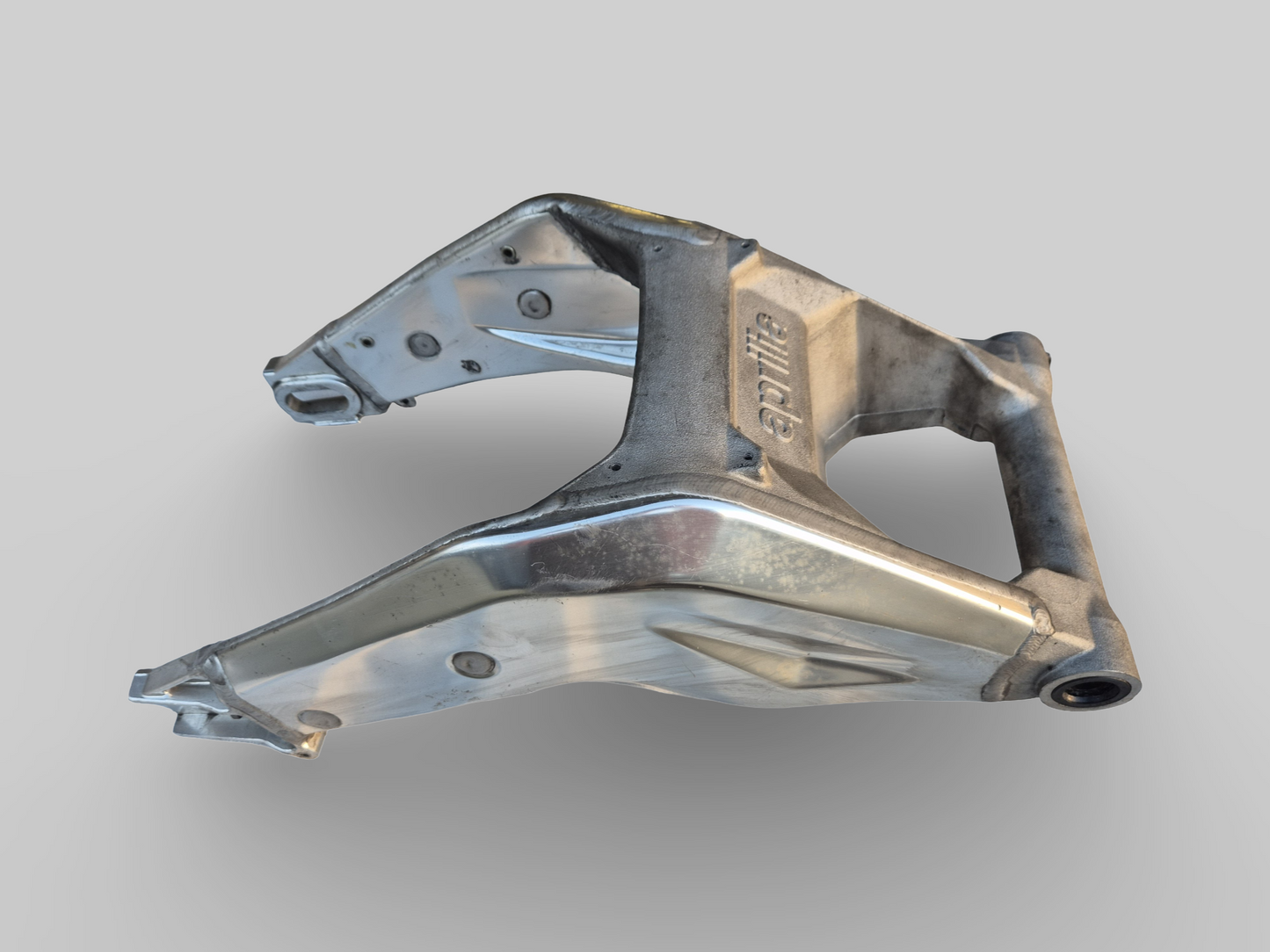 SWINGARM AP8146295 Aprilia RSV Mille 1998-2003 / Tuono 2002-2005 