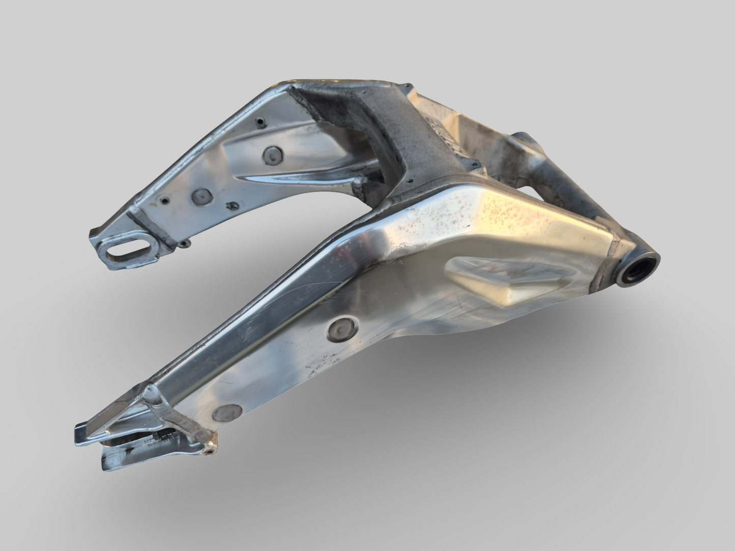 SWINGARM AP8146295 Aprilia RSV Mille 1998-2003 / Tuono 2002-2005 