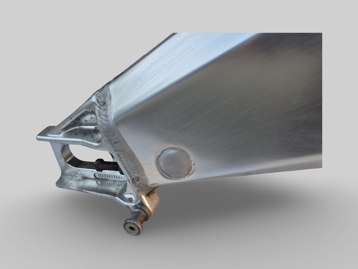 SWINGARM AP8146295 Aprilia RSV Mille 1998-2003 / Tuono 2002-2005 