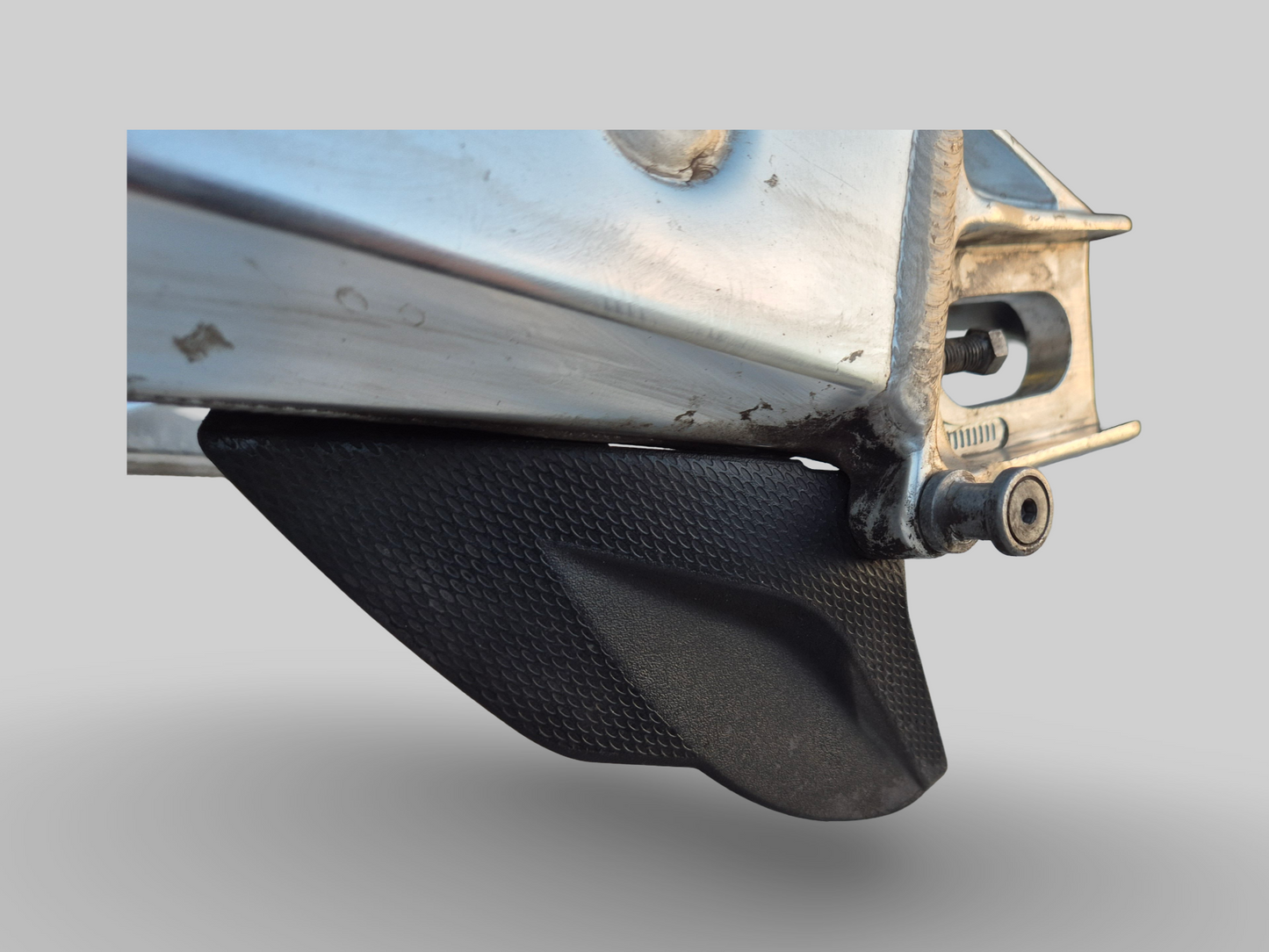 SWINGARM AP8146295 Aprilia RSV Mille 1998-2003 / Tuono 2002-2005 