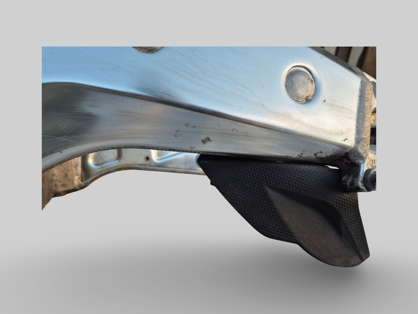 SWINGARM AP8146295 Aprilia RSV Mille 1998-2003 / Tuono 2002-2005 