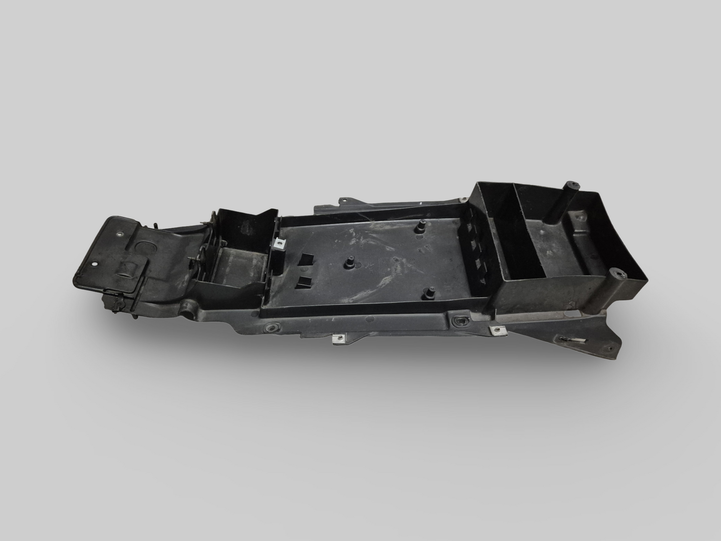 UNDER SADDLE / BATTERY HOLDER AP8138591 Aprilia RSV Mille 98-03 / Tuono 02-05