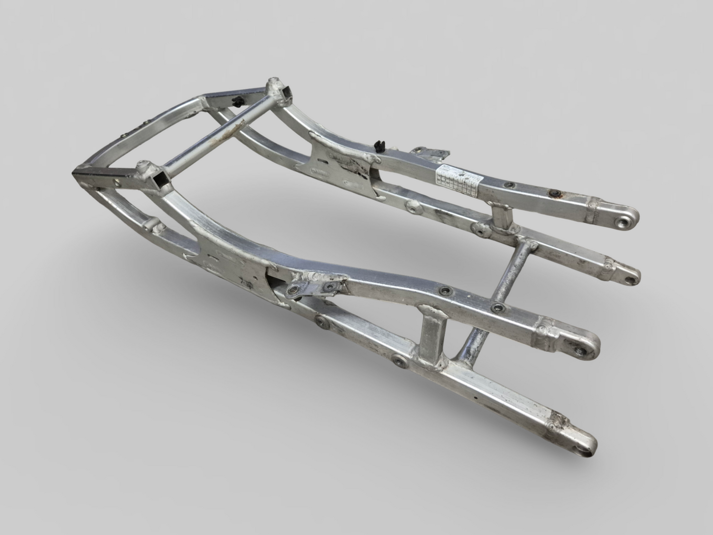 SADDLE SUPPORT REAR SUBFRAME AP8146457 Aprilia RSV Mille 98-03 / Tuono 02-05