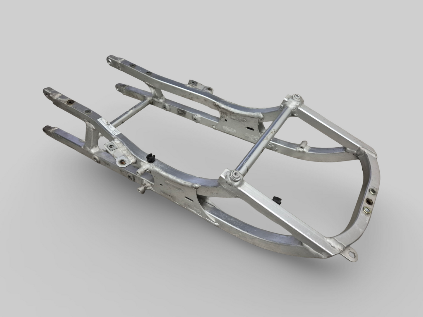 SADDLE SUPPORT REAR SUBFRAME AP8146457 Aprilia RSV Mille 98-03 / Tuono 02-05