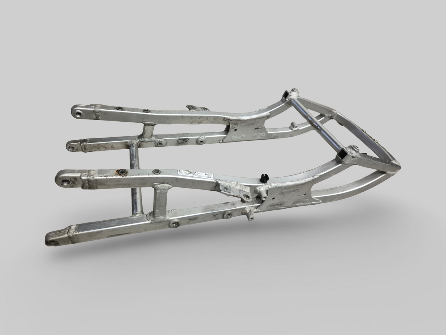 SADDLE SUPPORT REAR SUBFRAME AP8146457 Aprilia RSV Mille 98-03 / Tuono 02-05