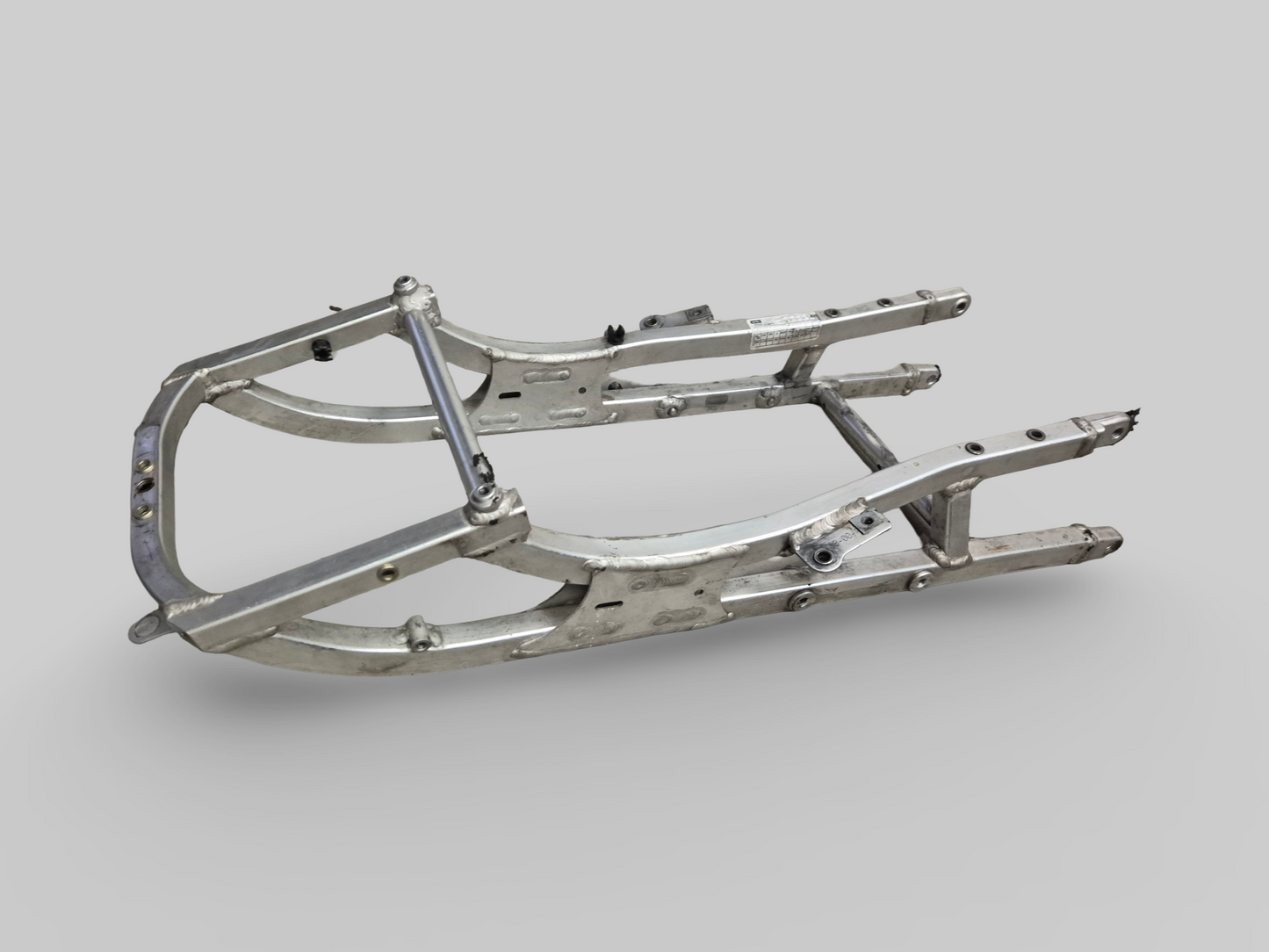 SUPPORT DE SELLE SOUS-CHÂSSIS ARRIÈRE AP8146457 Aprilia RSV Mille 98-03 / Tuono 02-05 