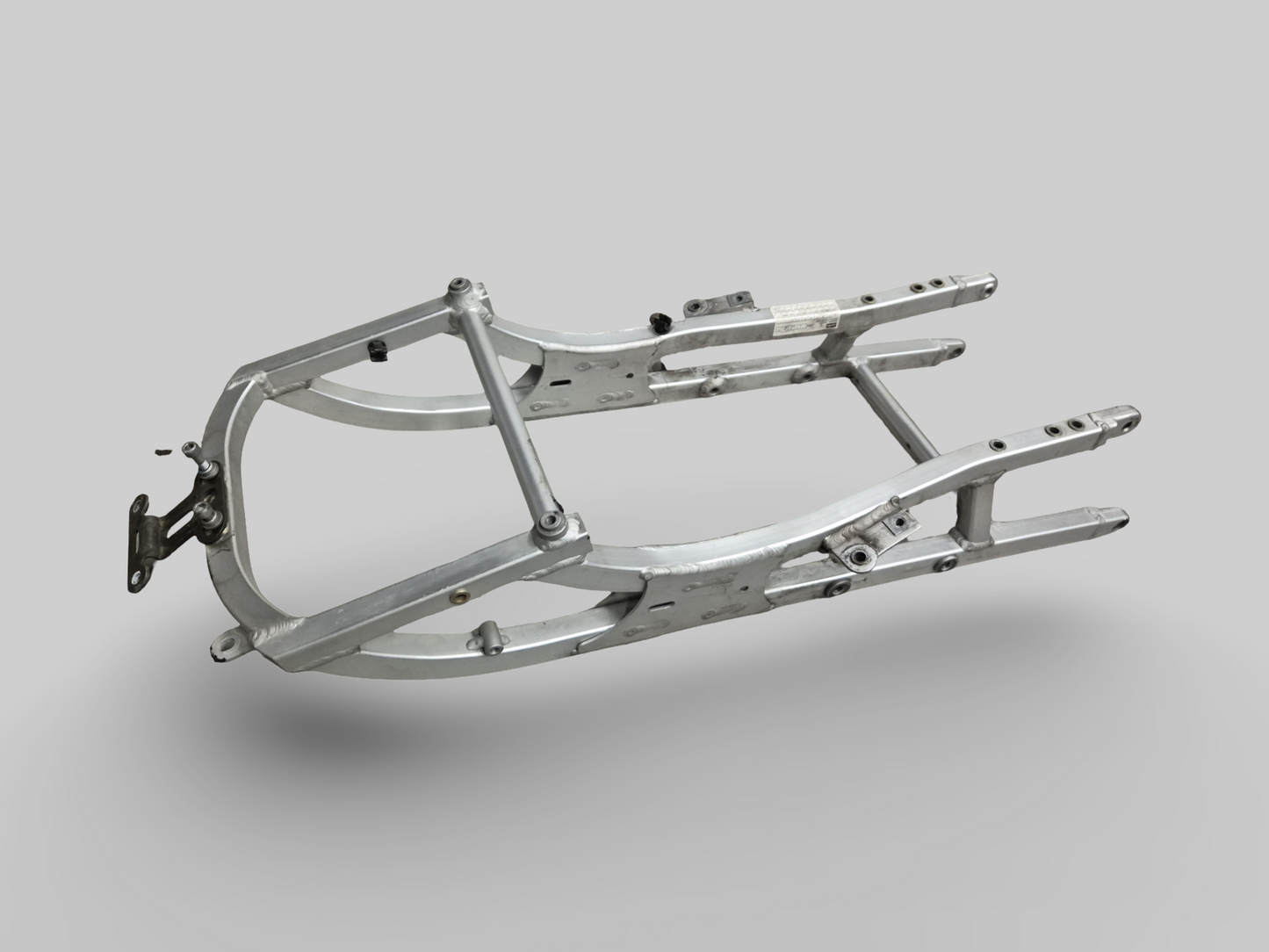 SUPPORT DE SELLE SOUS-CHÂSSIS ARRIÈRE AP8146457 Aprilia RSV Mille 98-03 / Tuono 02-05 