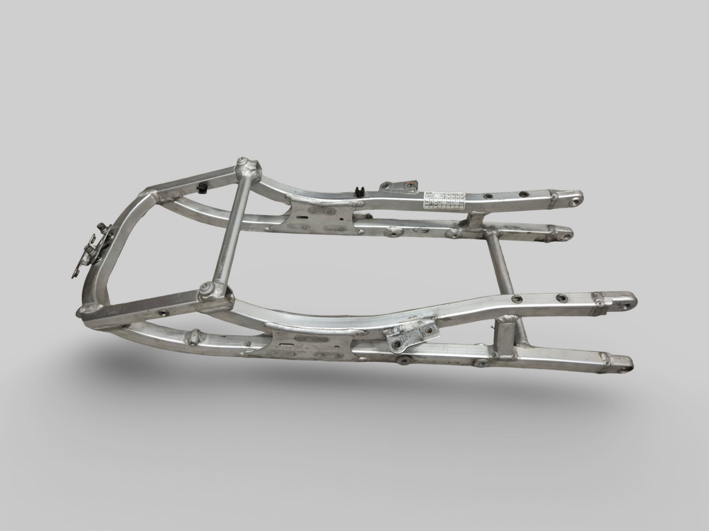 SUPPORT DE SELLE SOUS-CHÂSSIS ARRIÈRE AP8146457 Aprilia RSV Mille 98-03 / Tuono 02-05 